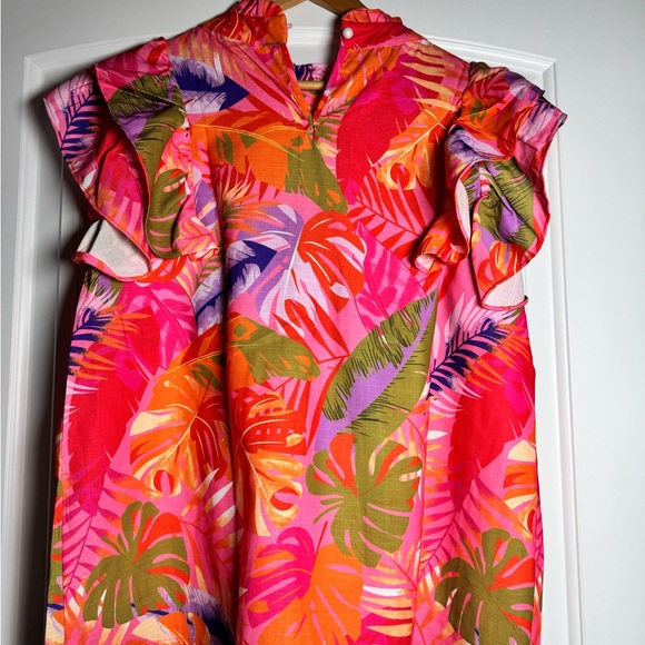 Vibrant Tropical Ruffle Dress - Picture 2 of 3